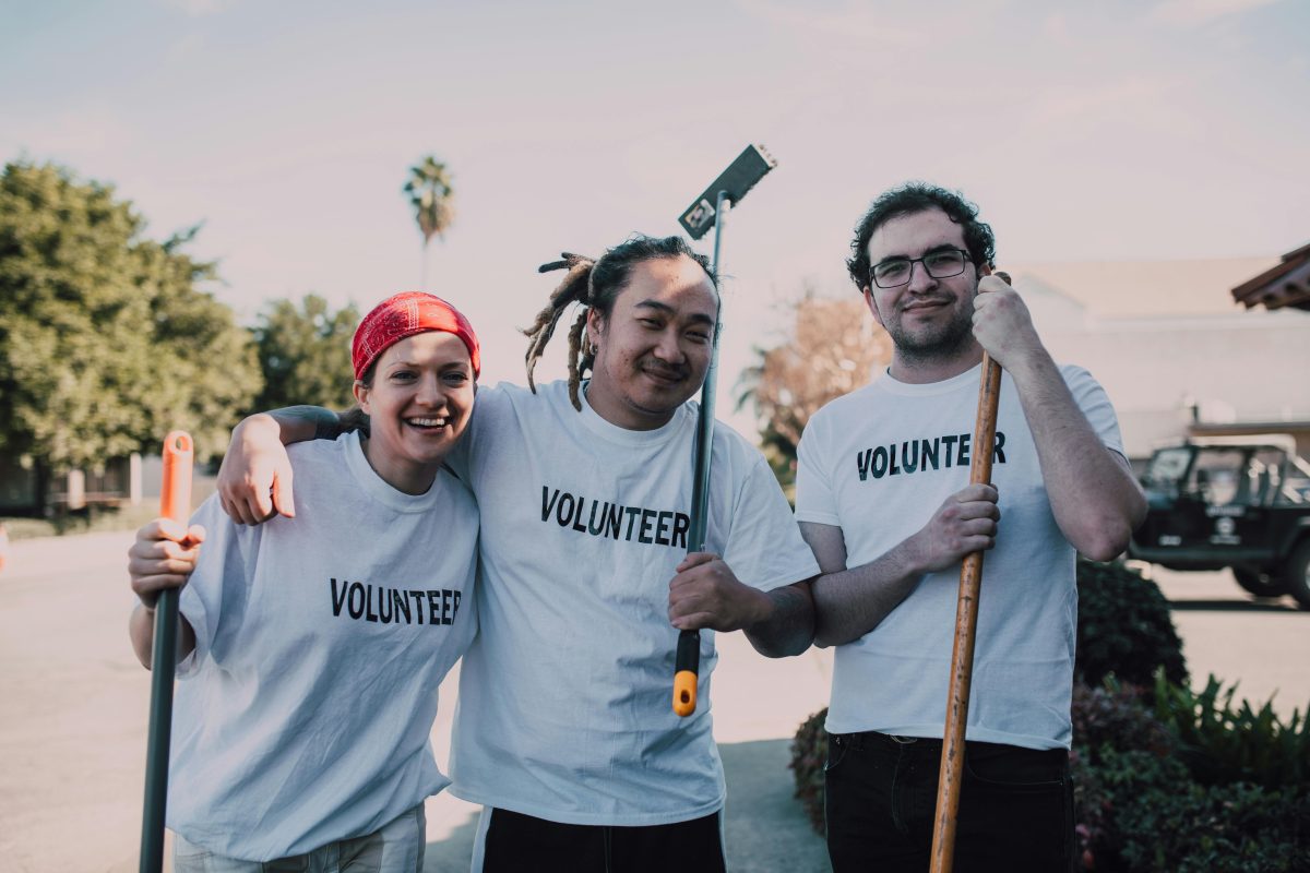 Group of three volunteers in Wilmington, NC